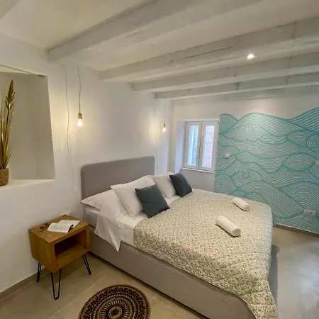 House Malena - 3* فيس