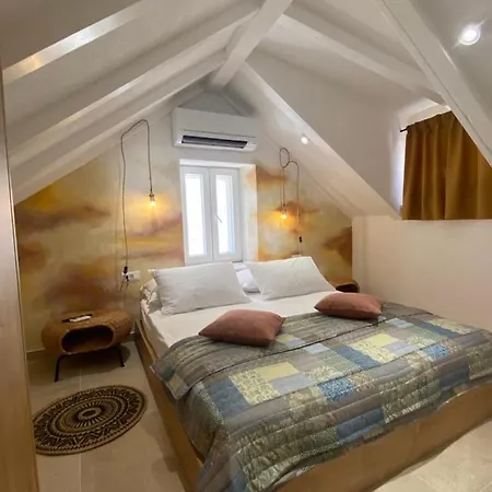 House Malena - 3*