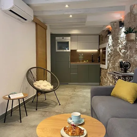 بيت ضيافة House Malena - 3*