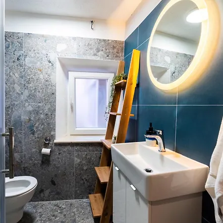 بيت ضيافة House Malena - 3*