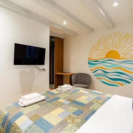 House Malena - Konukevi 3*