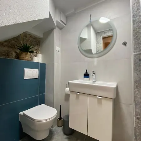 Affittacamere House Malena - Vis